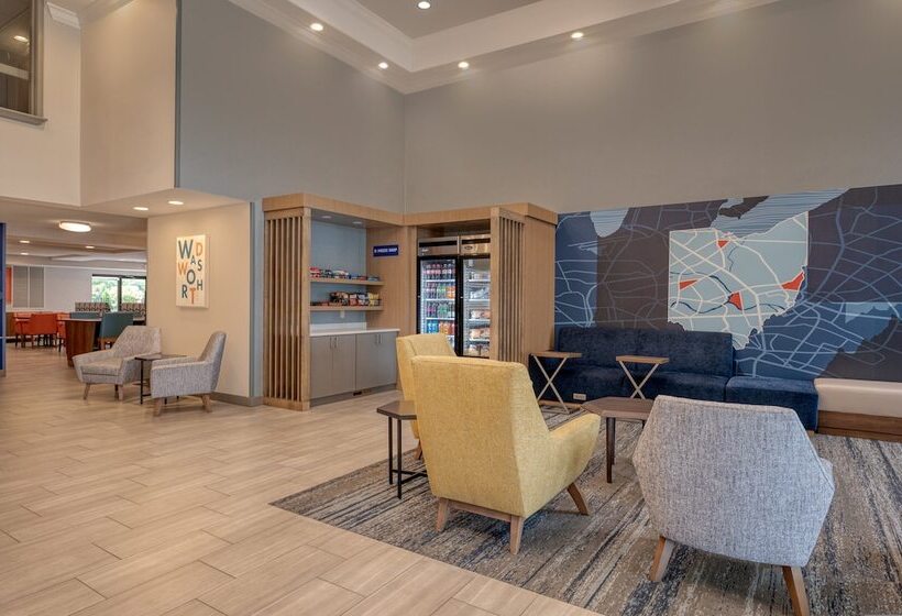 호텔 Holiday Inn Express & Suites Wadsworth, An Ihg