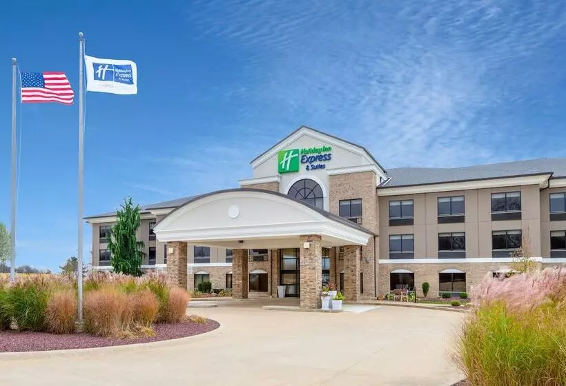 호텔 Holiday Inn Express & Suites Wadsworth, An Ihg