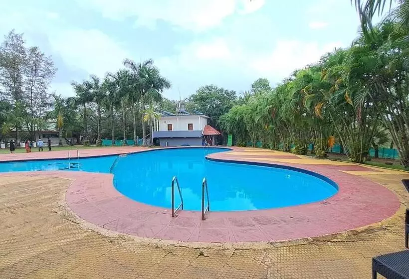 هتل Kairali Heritage Resort