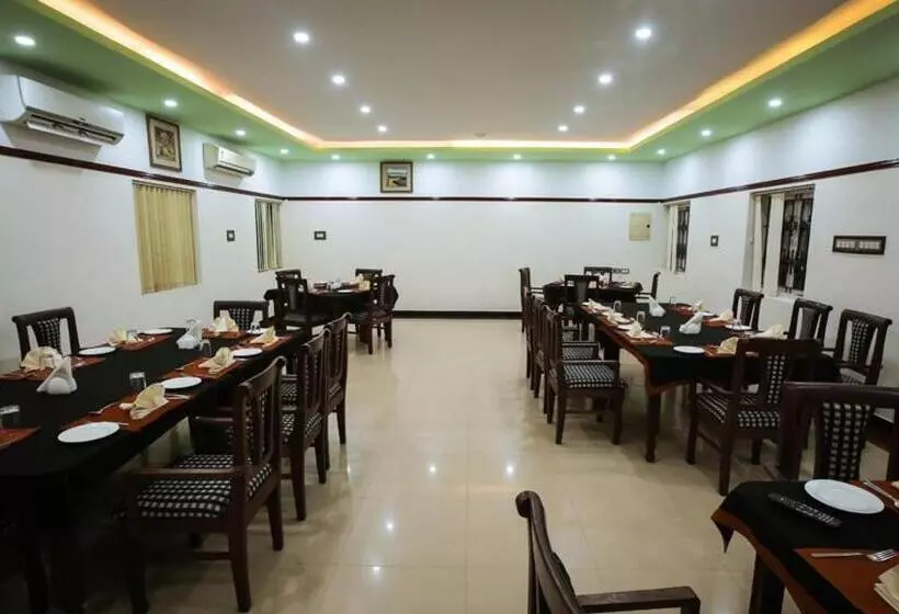 هتل Kairali Heritage Resort