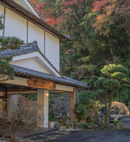 ホテル Kirishima Momijidani Seiryuso