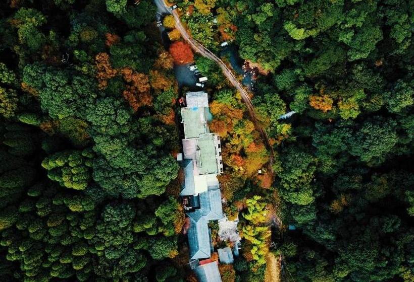 ホテル Kirishima Momijidani Seiryuso