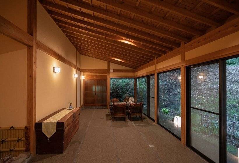 ホテル Kirishima Momijidani Seiryuso