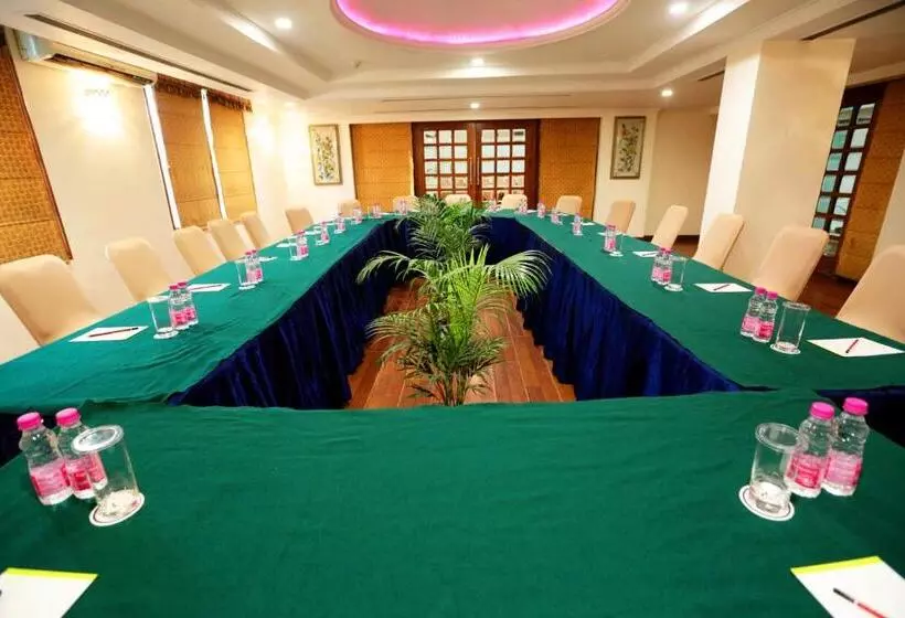 ホテル Meraden Grand