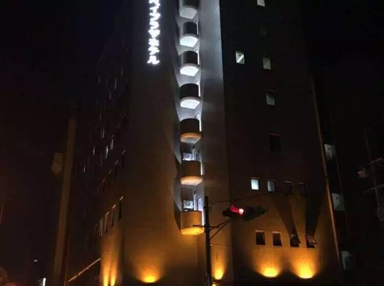 هتل Osaka Bay Plaza