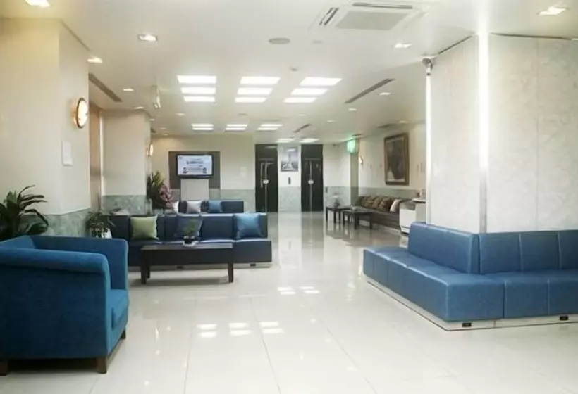 هتل Osaka Bay Plaza