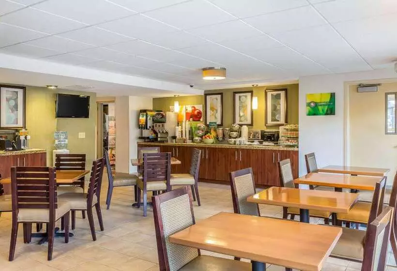 فندق Quality Inn Flamingo