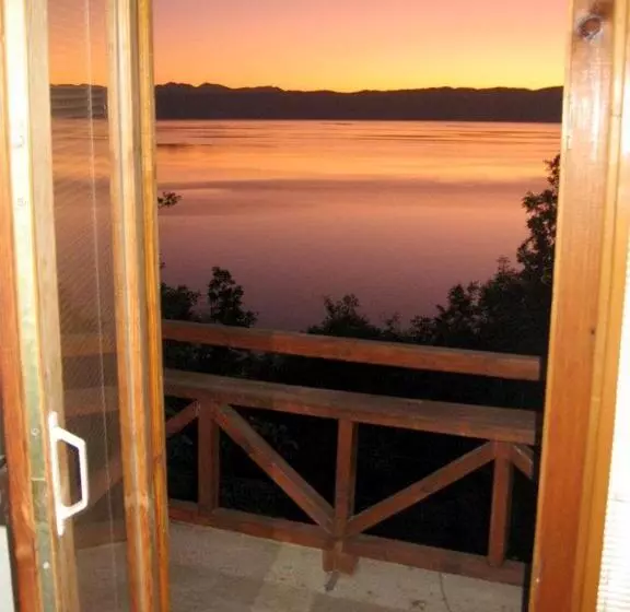 هتل Robinson Sunset Guest House