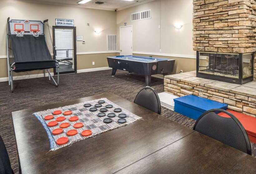 בית מלון כפרי The Suites At Fall Creek