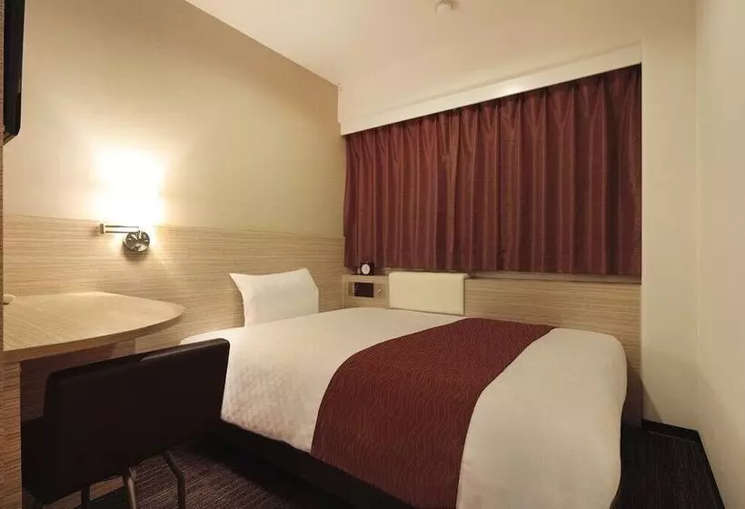 Отель Via Inn Shin Osaka West