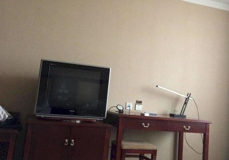 Super 8 Hotel Luoyang Peony Square