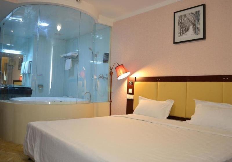 Super 8 Hotel Luoyang Peony Square