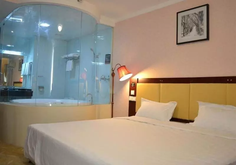 Super 8 Hotel Luoyang Peony Square