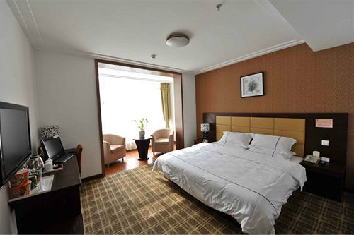 Super 8 Hotel Qingdao Shan Ning