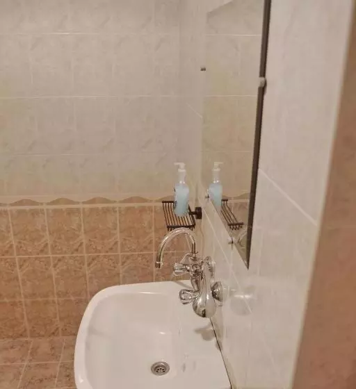 הוסטל Hello Sofia Guesthouse