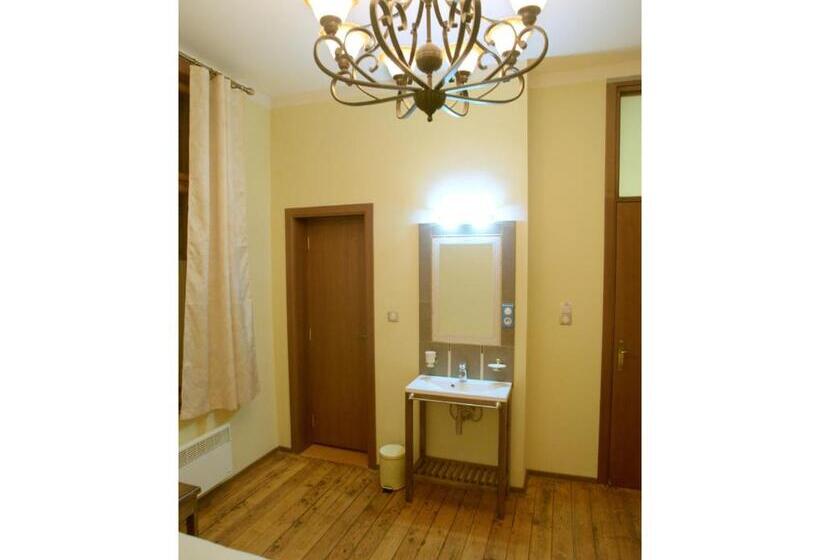 호스텔 Hello Sofia Guesthouse