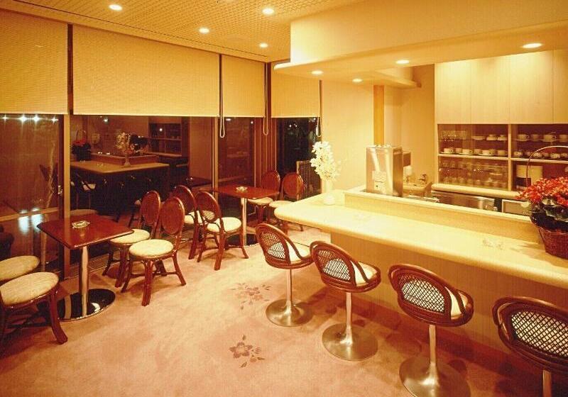 Bed and Breakfast Kotobukirou Rinsuitei