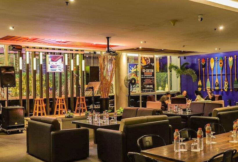 Отель Fugo Banjarmasin