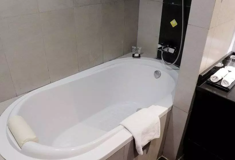 בית מלון כפרי Fugo Banjarmasin