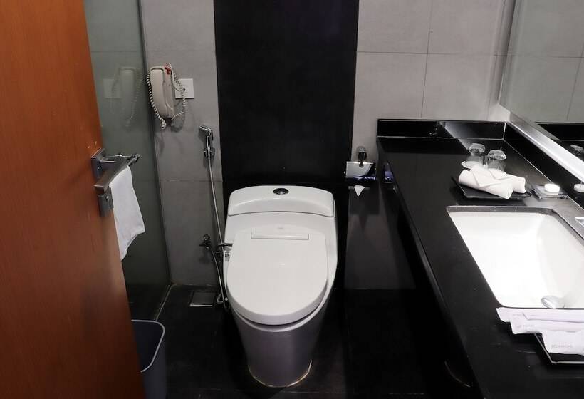 Отель Fugo Banjarmasin