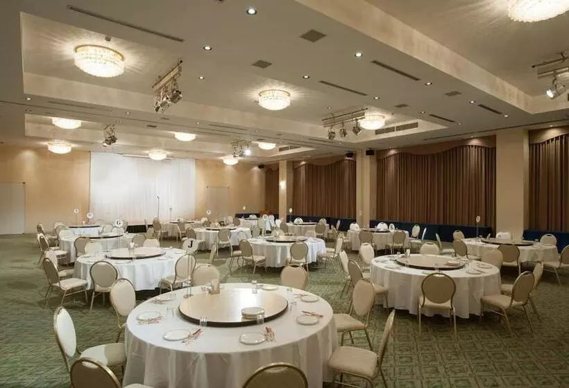 Blue Port Hotel Kitakyushu Airport