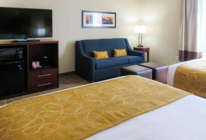 فندق Comfort Suites