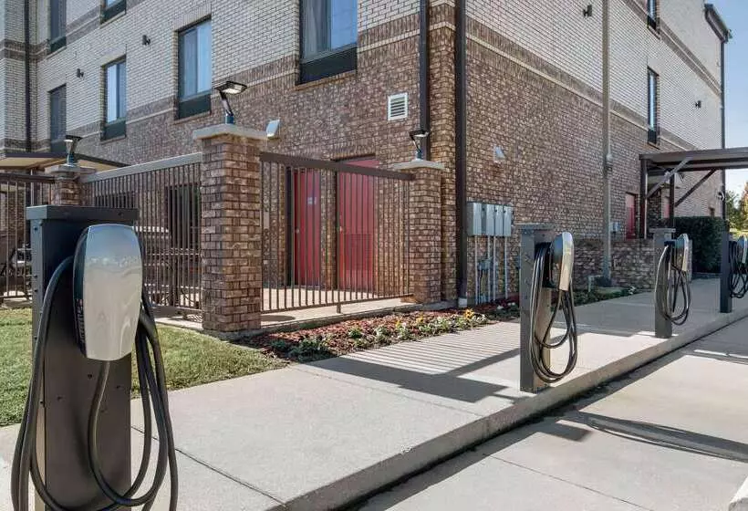 Otel Comfort Suites Marshall