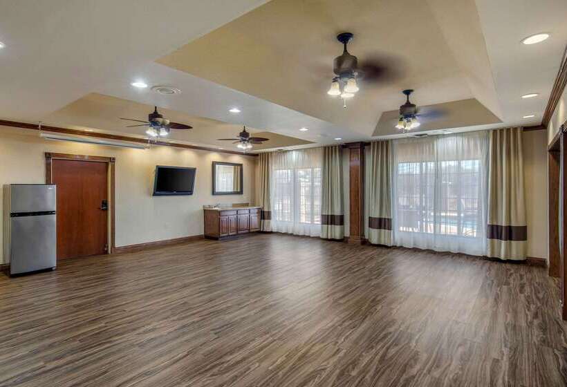 فندق Comfort Suites Marshall