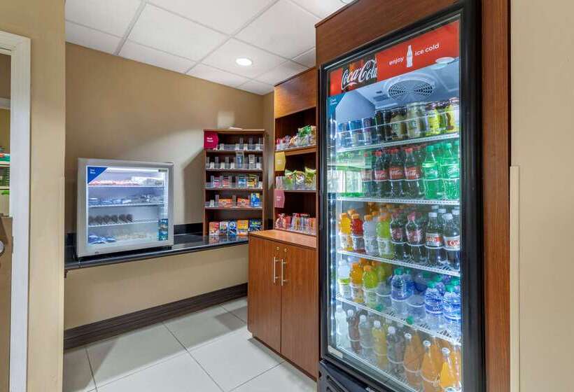 호텔 Comfort Suites Plano   Dallas North