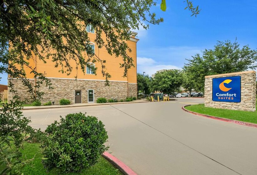 호텔 Comfort Suites Plano   Dallas North