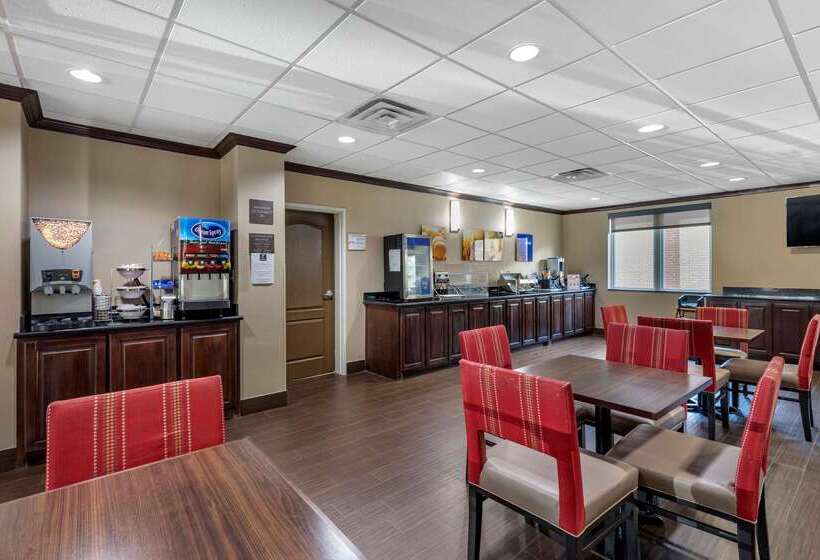 호텔 Comfort Suites Plano   Dallas North
