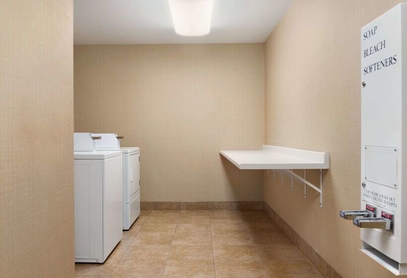 בית מלון כפרי Hampton Inn Spearfish