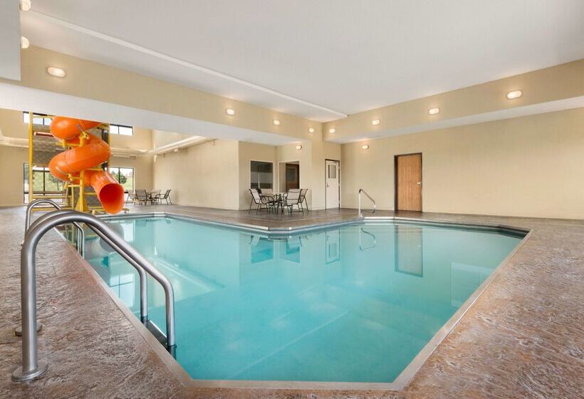 בית מלון כפרי Hampton Inn Spearfish