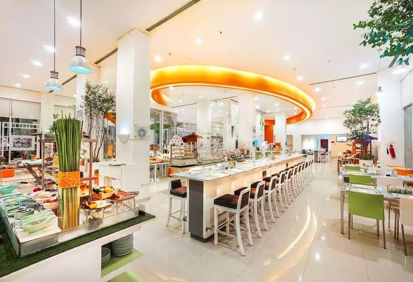 Harris Hotel Batam Center