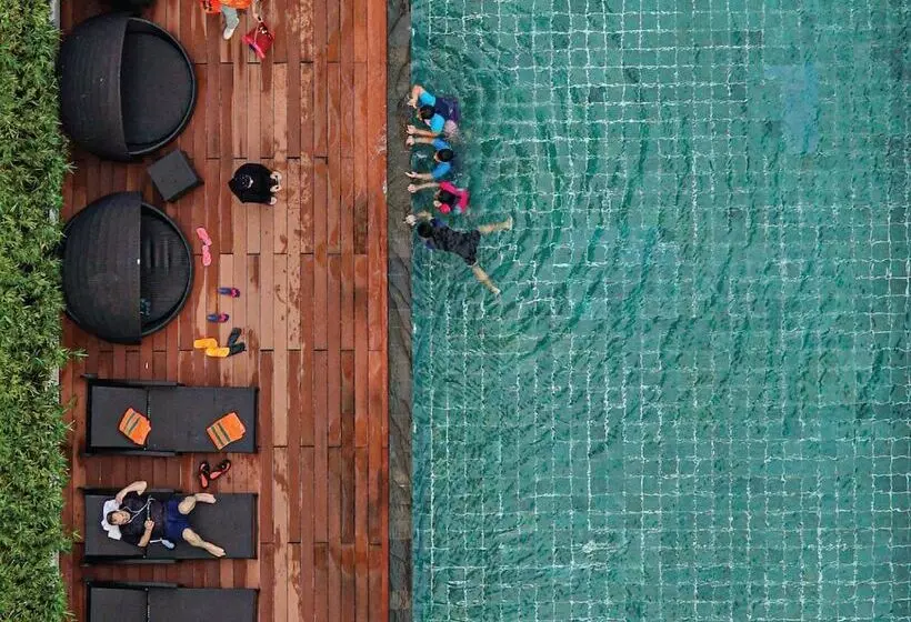 Harris Hotel Batam Center