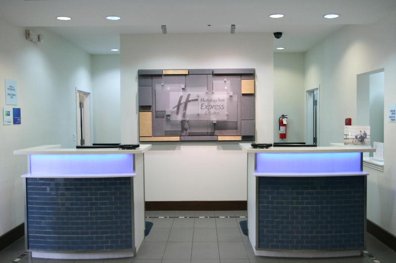 Holiday Inn Express Hotel & Suites Clute Lake Jackson, An Ihg