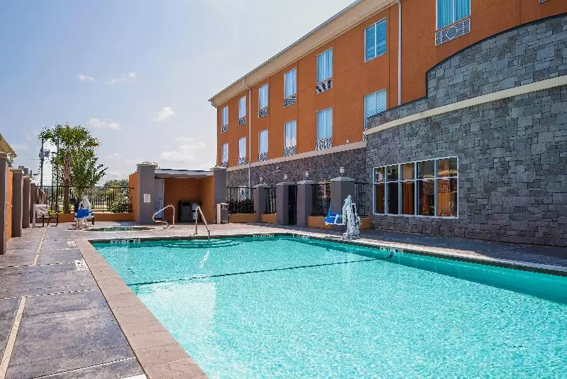Holiday Inn Express Hotel & Suites Clute Lake Jackson, An Ihg
