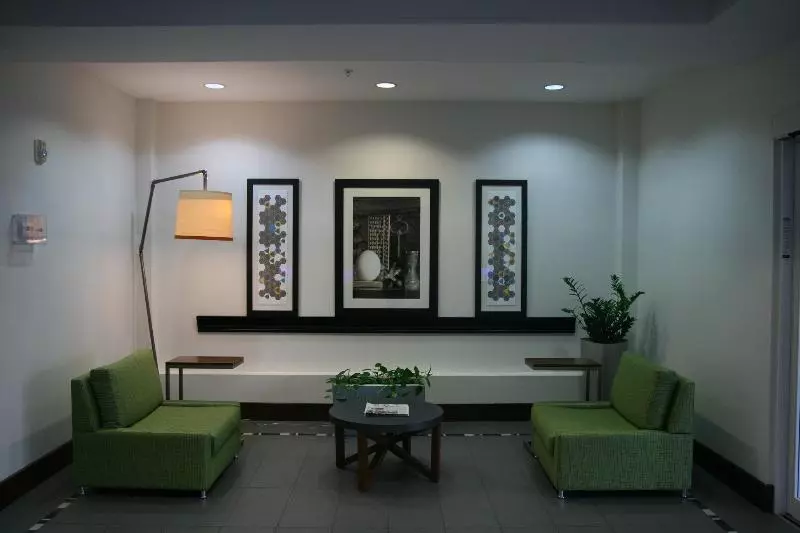 Holiday Inn Express Hotel & Suites Clute Lake Jackson, An Ihg