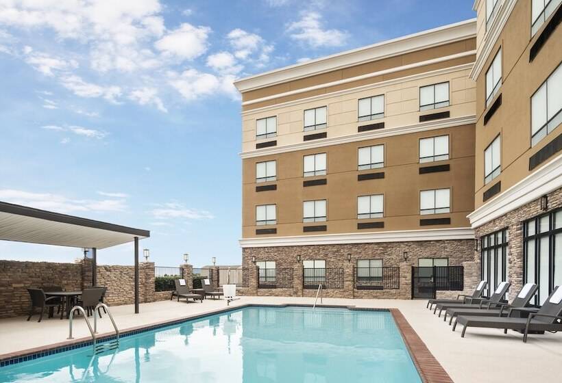 فندق Holiday Inn Odessa, An Ihg