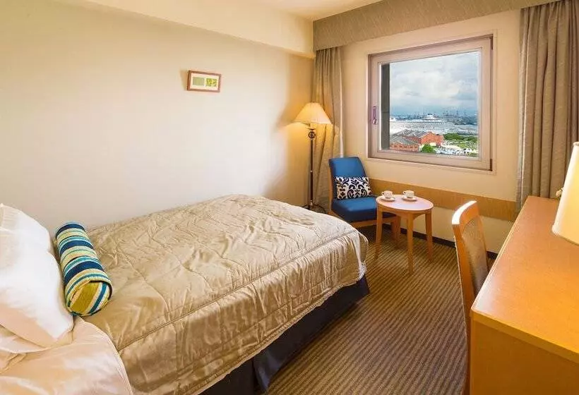 ホテル Navios Yokohama