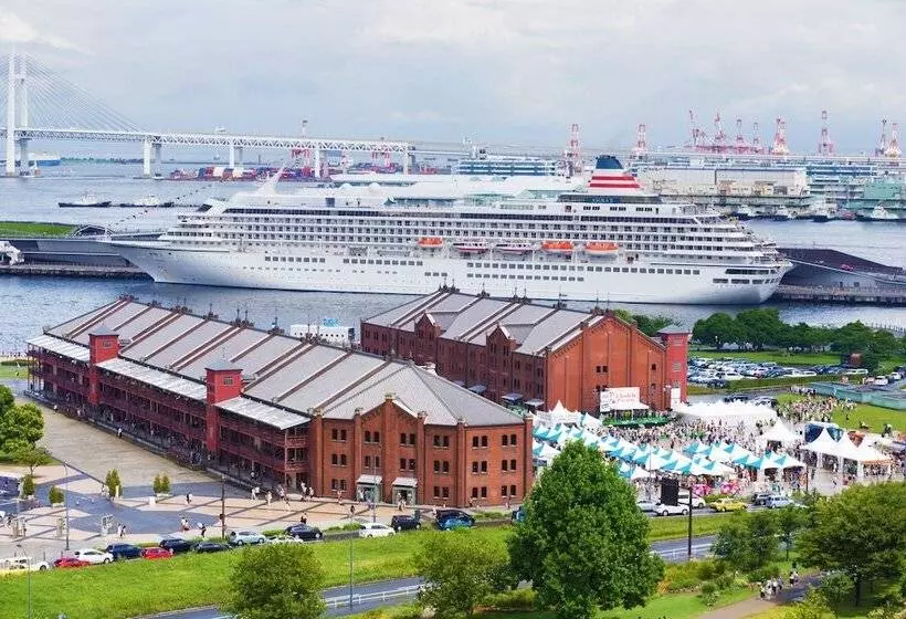 ホテル Navios Yokohama