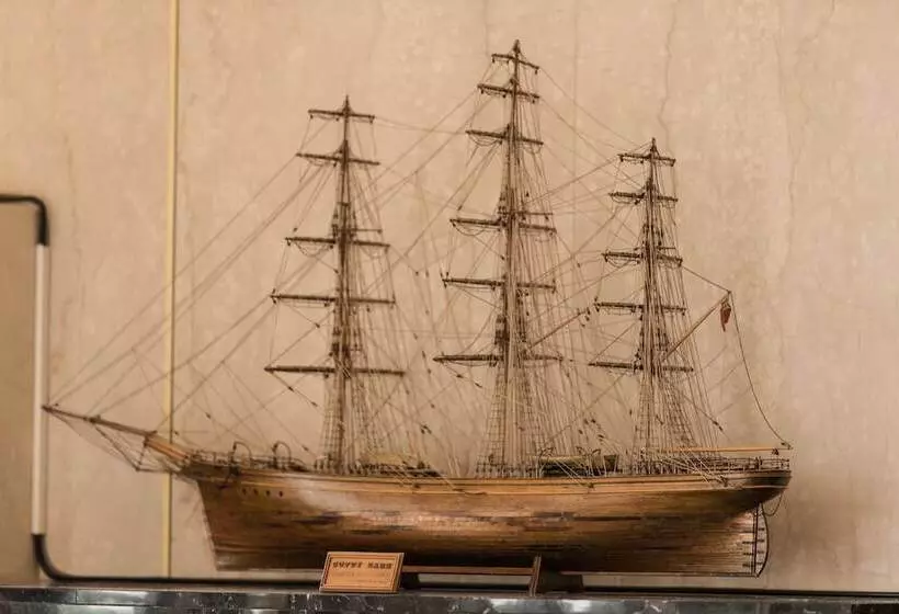 ホテル Navios Yokohama