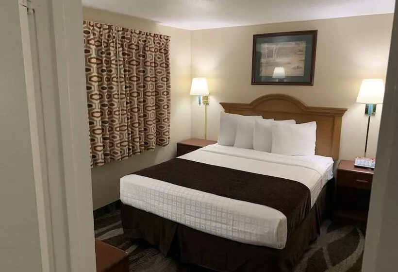 ホテル Rodeway Inn & Suites Sheridan