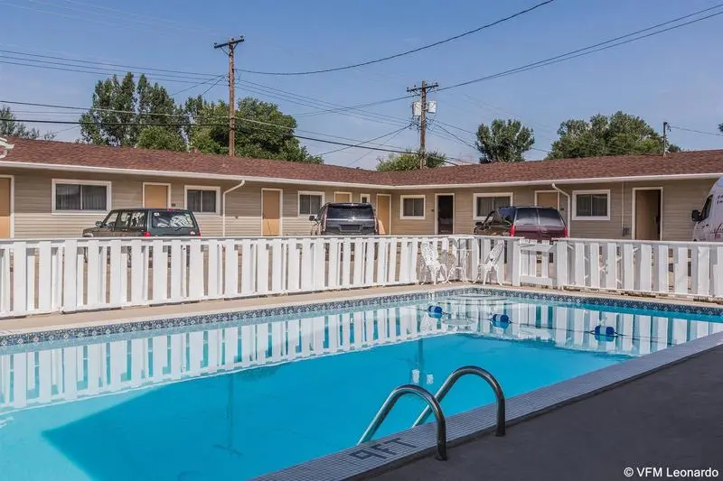 هتل Rodeway Inn & Suites Sheridan