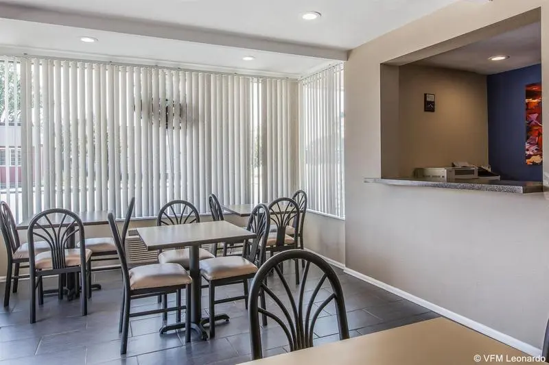 هتل Rodeway Inn & Suites Sheridan