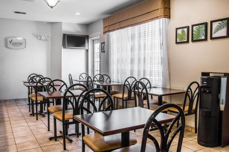 בית מלון כפרי Sleep Inn Hardeeville   I 95