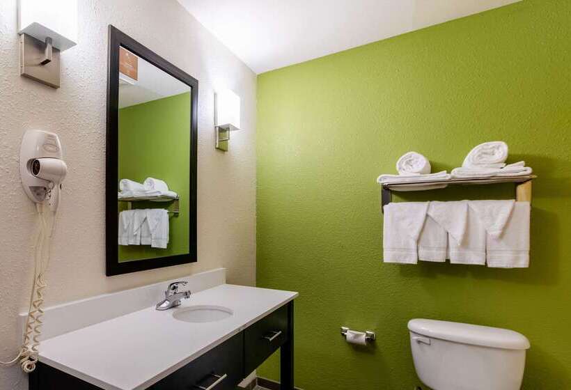 هتل Sleep Inn & Suites Near Fort Cavazos