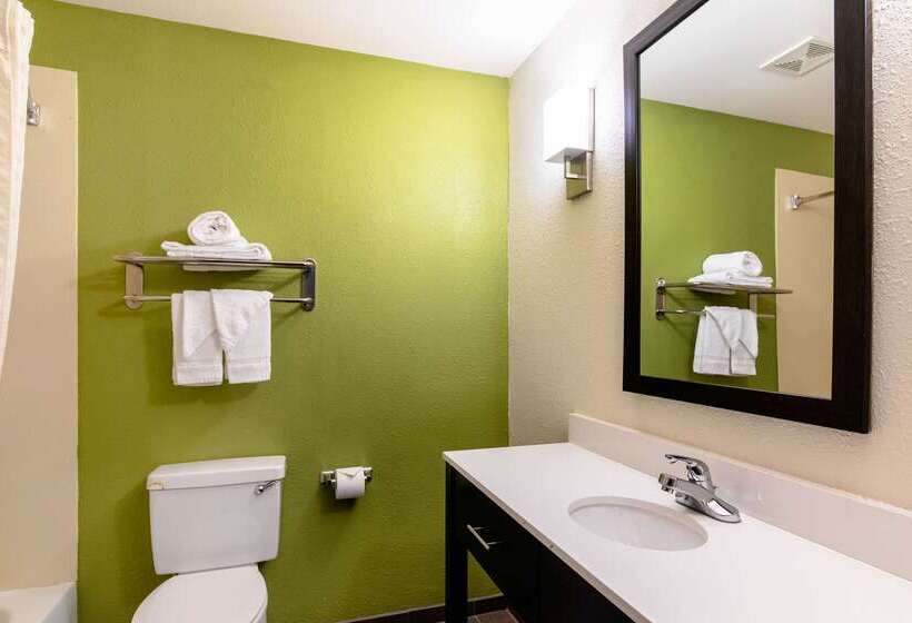 هتل Sleep Inn & Suites Near Fort Cavazos