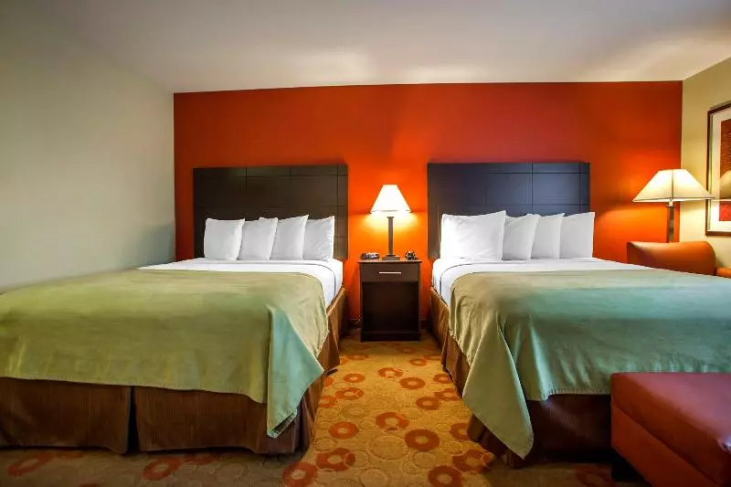 酒店 Suburban Studios Cedar Falls