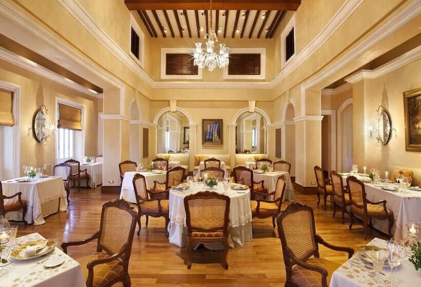 فندق Taj Falaknuma Palace